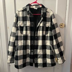 Duluth Trading Co Free Swingin fleece lined flannel jacket